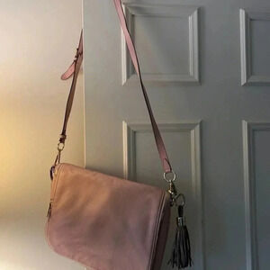 G.I.L.I. Light Pink Crossbody Messenger Bag